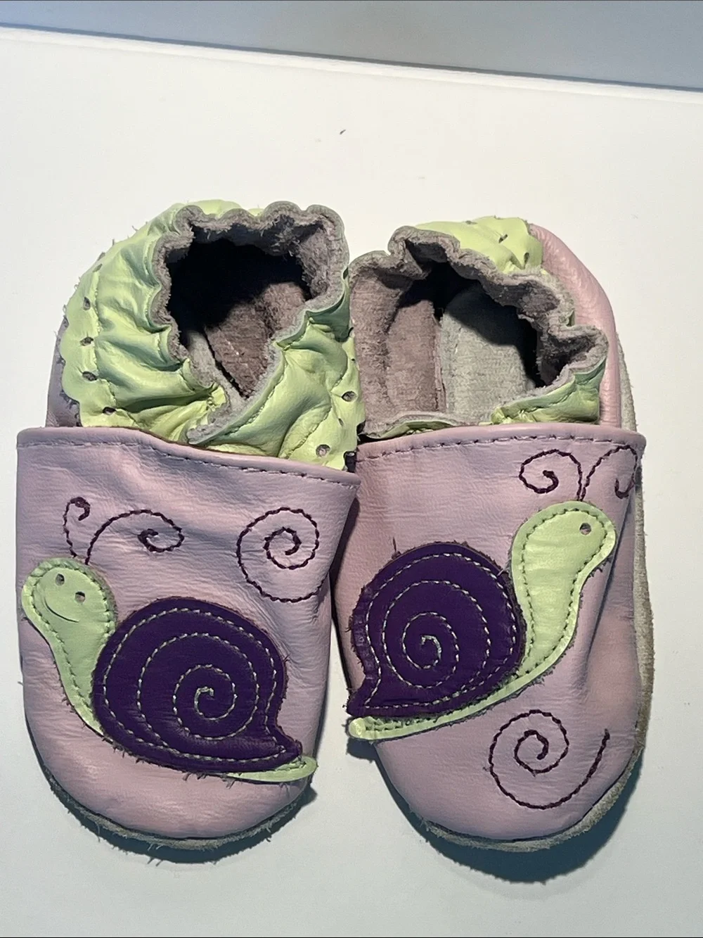 Robeez Lilac and Lime Snail Appliqué Soft Leather Baby Shoes
